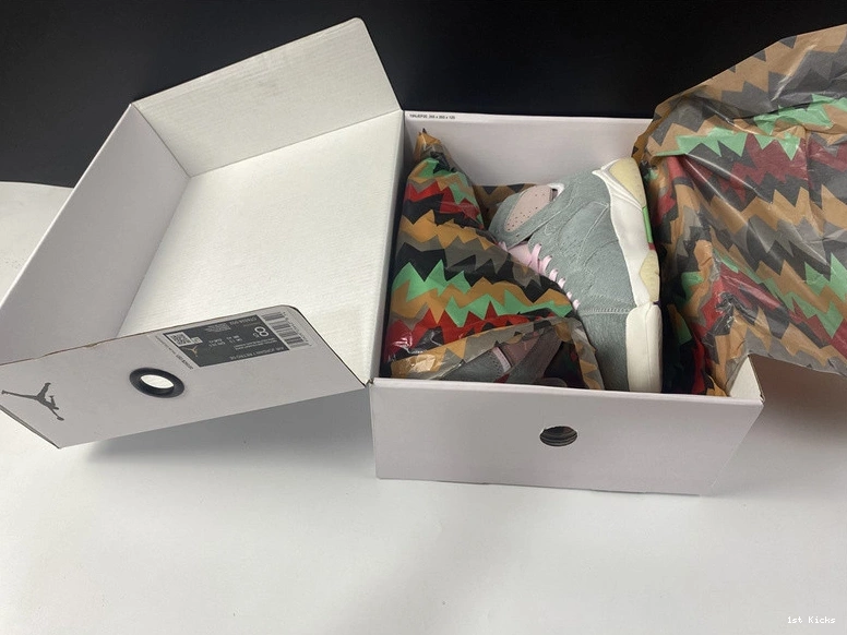 Retro - Jordan Neutral CT8528-002 7 Grey 0105